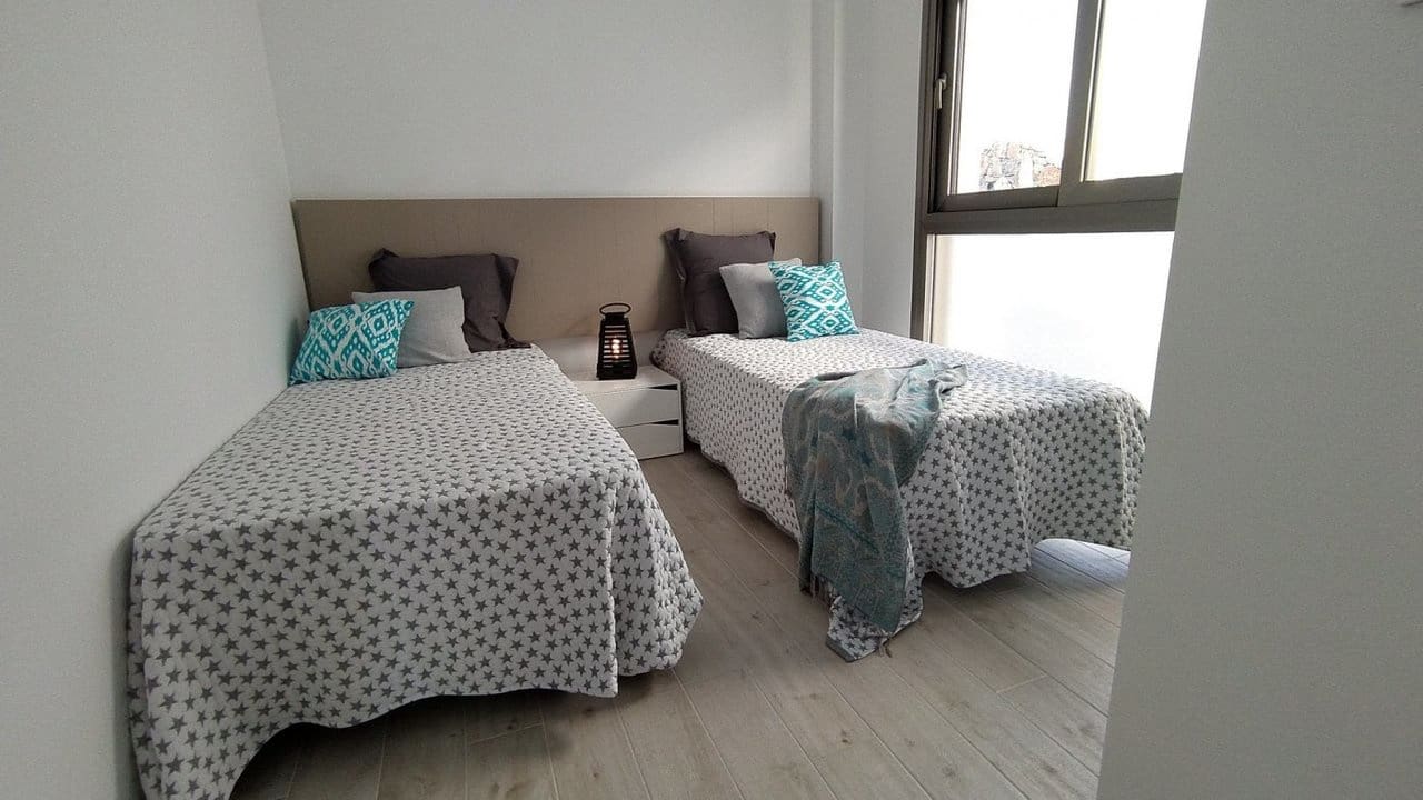 3 sypialnia Willa na sprzedaż w Orihuela Costa z basenem garażem - 499 900 € (Ref: 6965372)