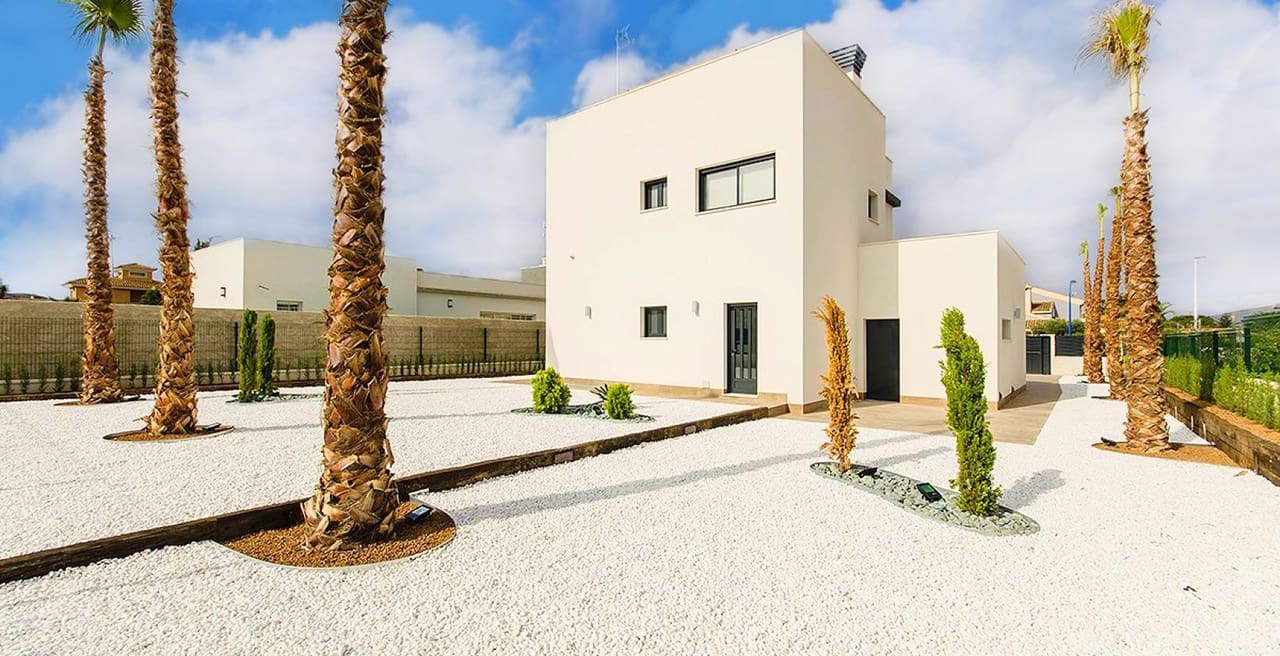4 soverom Villa til salgs i Dehesa de Campoamor med svømmebasseng - € 975 000 (Ref: 7043257)