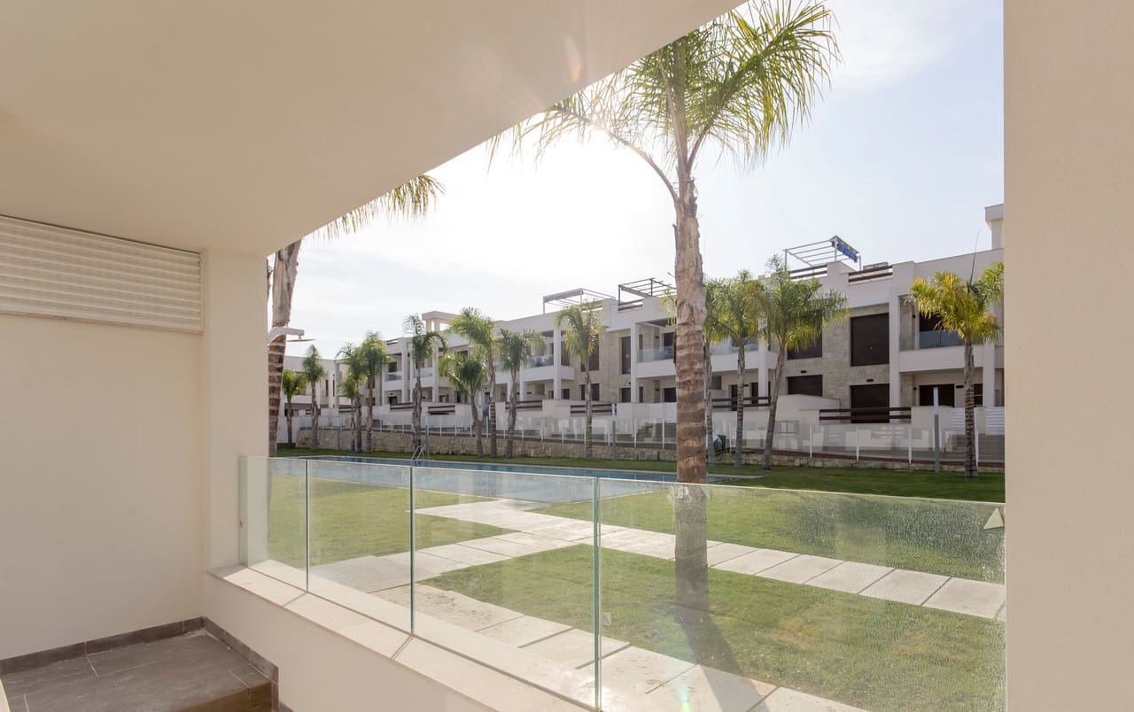 2 chambre Appartement à vendre à Torrevieja avec piscine - 290 000 € (Ref: 7051520)