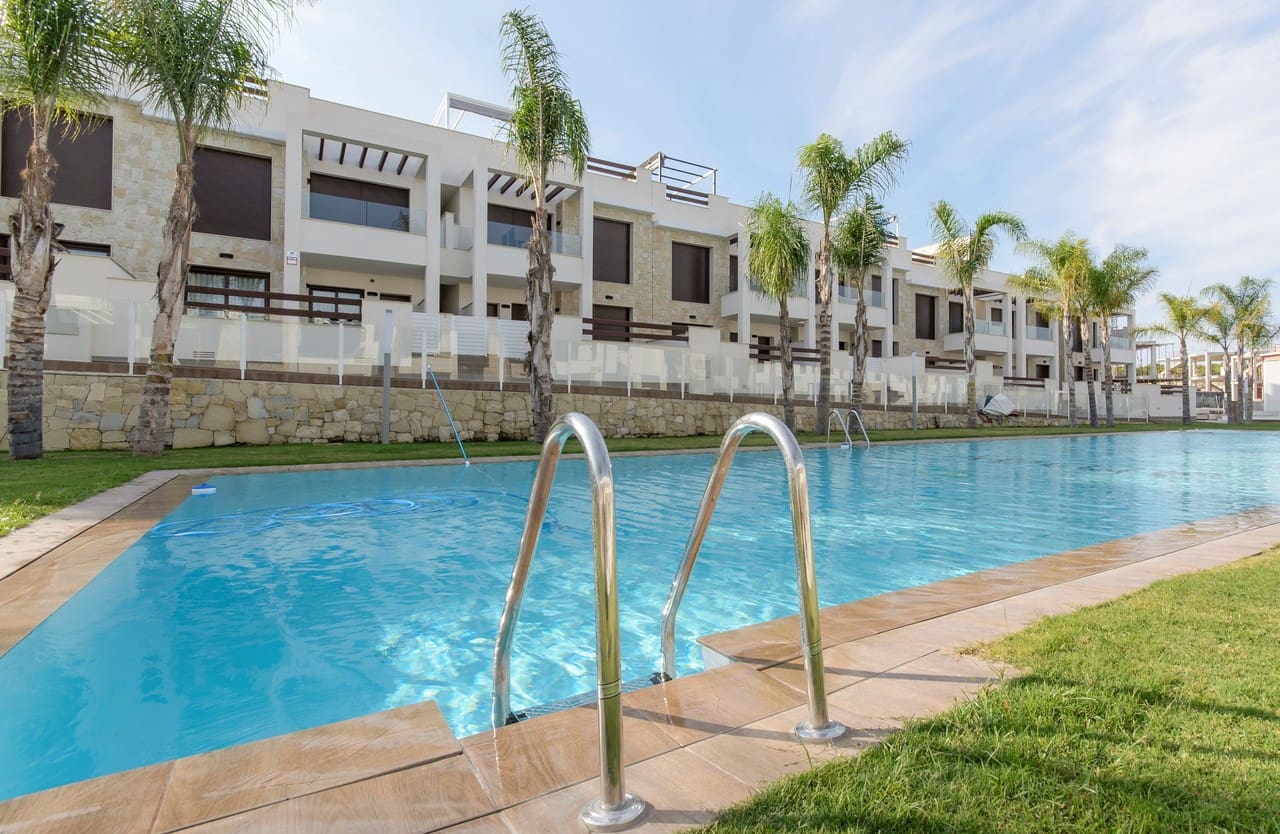 2 chambre Appartement à vendre à Torrevieja avec piscine - 290 000 € (Ref: 7051520)