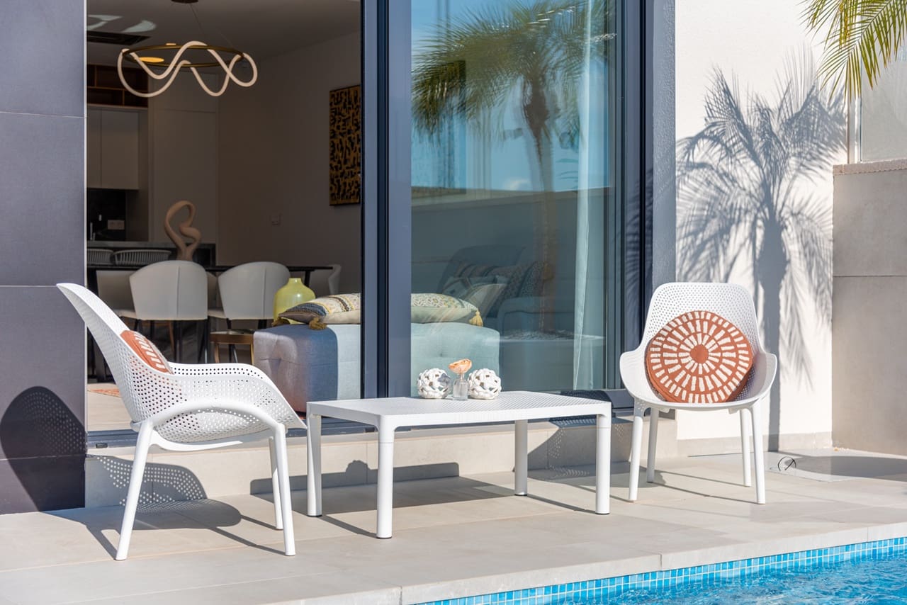 3 Zimmer Villa zu verkaufen in La Zenia mit Pool - 479.999 € (Ref: 7055841)