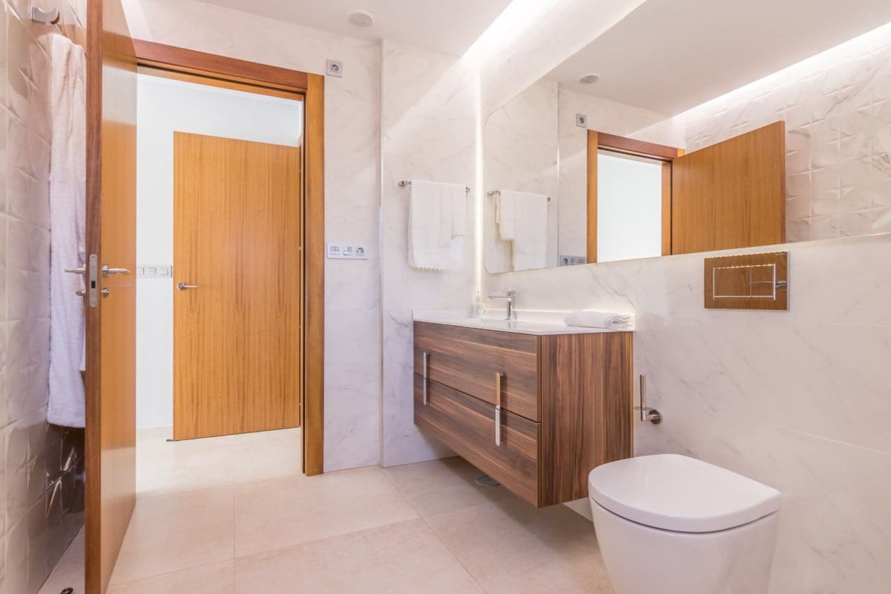 5 bedroom Villa for sale in Cabo Roig with pool - € 1,040,000 (Ref: 7110078)