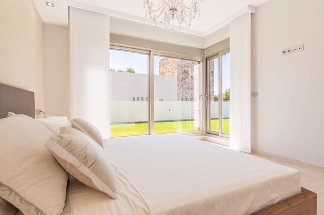 5 soverom Villa til salgs i Cabo Roig, Orihuela med svømmebasseng - € 1 040 000 (Ref: 7110078)