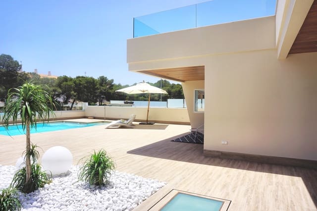 4 soveværelse Villa til salg i Dehesa de Campoamor, Orihuela med swimmingpool - € 1.290.000 (Ref: 7375832)