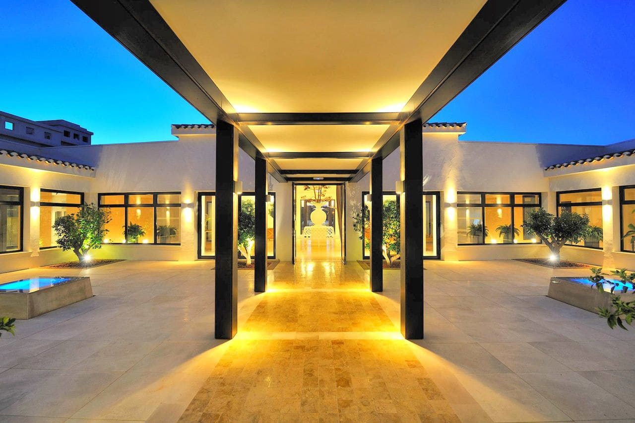4 soveværelse Villa til salg i Dehesa de Campoamor med swimmingpool - € 1.290.000 (Ref: 7375832)