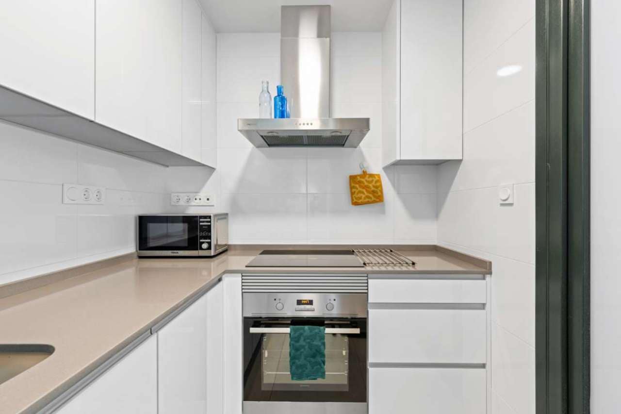 2 Zimmer Apartment zu verkaufen in Mil Palmeras mit Pool - 284.900 € (Ref: 7515331)