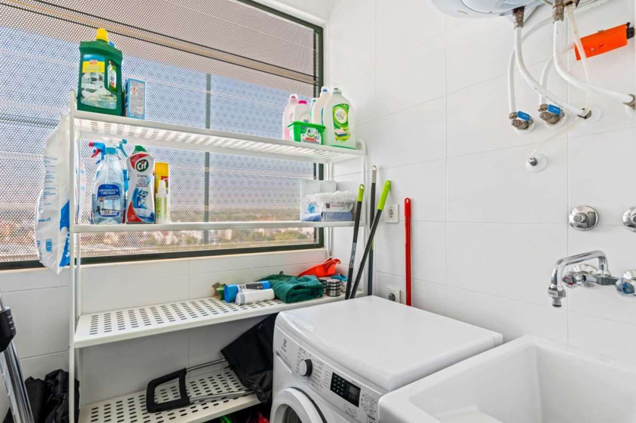 2 Zimmer Apartment zu verkaufen in Mil Palmeras mit Pool - 284.900 € (Ref: 7515331)