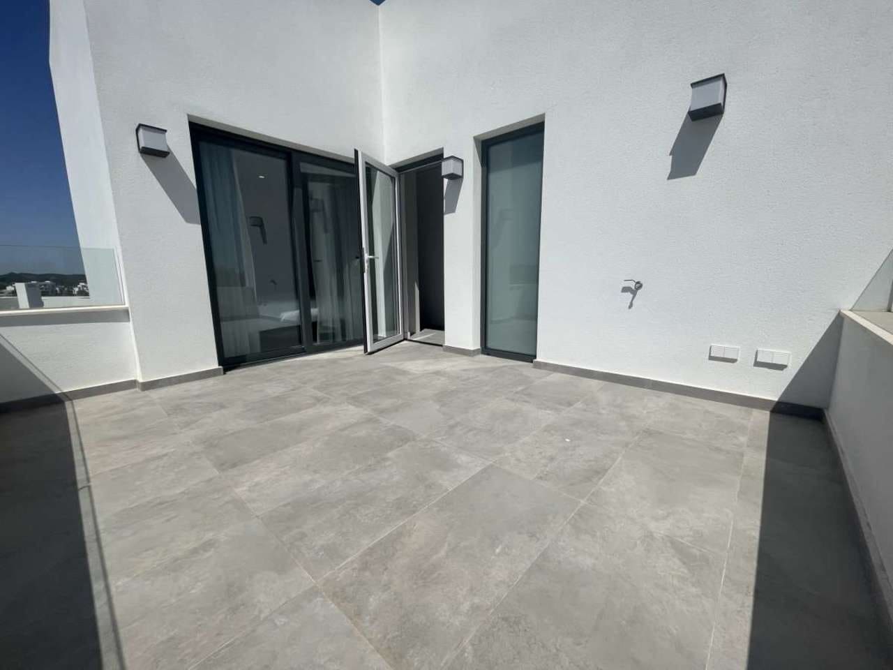 3 makuuhuone Huvila myytävänä paikassa Las Colinas Golf mukana uima-altaan - 695 000 € (Ref: 7515355)