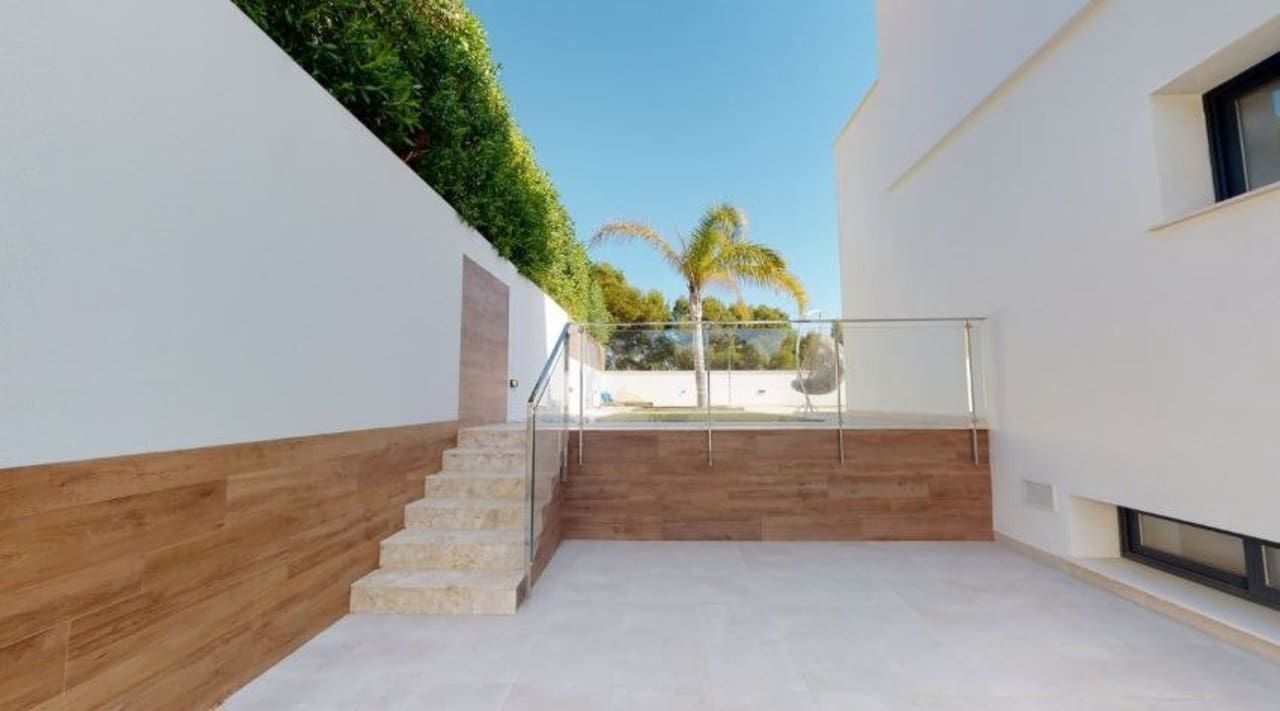 3 slaapkamer Villa te koop in La Nucia met zwembad garage - € 456.390 (Ref: 7520011)