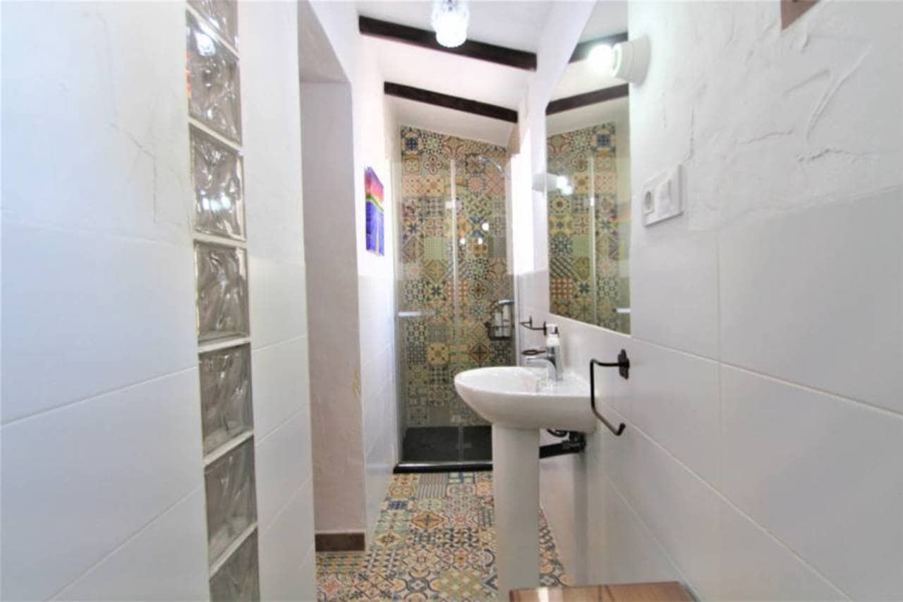 9 camera da letto Villa in vendita in Cabo Roig con piscina - 674.000 € (Rif: 7612397)