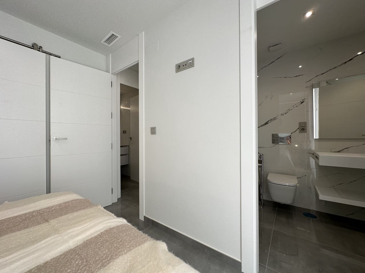 3 slaapkamer Villa te koop in Torrevieja met zwembad garage - € 525.000 (Ref: 7662598)