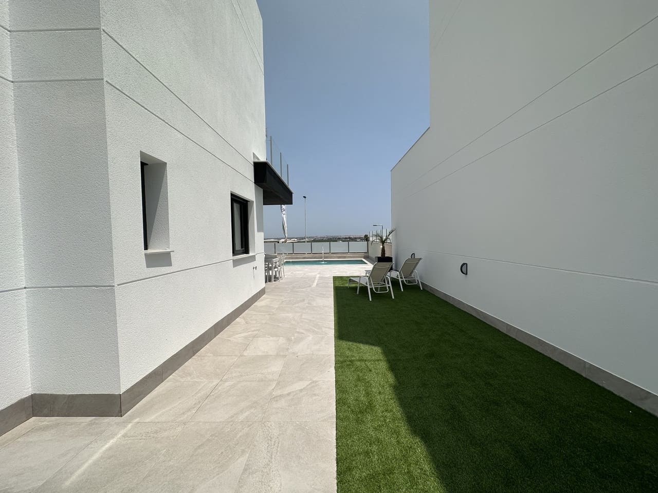 3 slaapkamer Villa te koop in Torrevieja met zwembad garage - € 525.000 (Ref: 7662598)