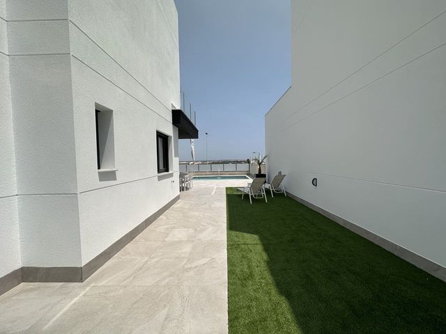 3 slaapkamer Villa te koop in El Molino, Torrevieja met zwembad garage - € 525.000 (Ref: 7662598)