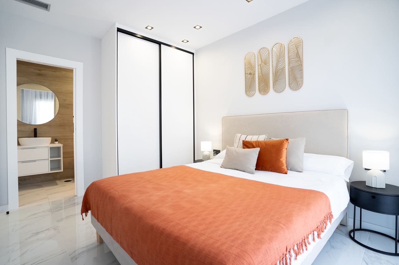 4 sovrum Villa till salu i Villamartin med pool garage - 450 000 € (Ref: 7716565)