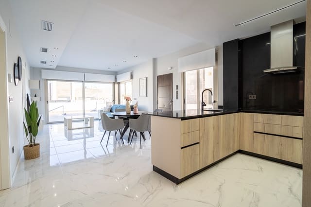 4 sovrum Villa till salu i Villamartin, Orihuela med pool garage - 450 000 € (Ref: 7716565)