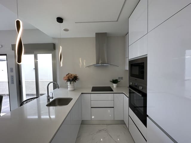 3 sypialnia Willa na sprzedaż w Villamartin, Orihuela z basenem - 355 000 € (Ref: 7795689)