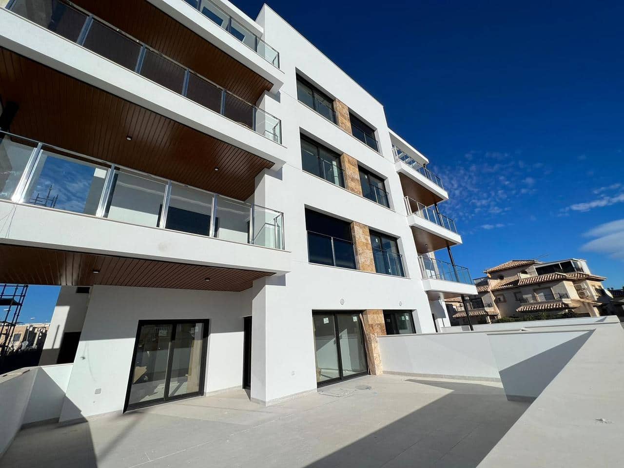 2 slaapkamer Appartement te koop in La Zenia met zwembad garage - € 273.900 (Ref: 7891908)