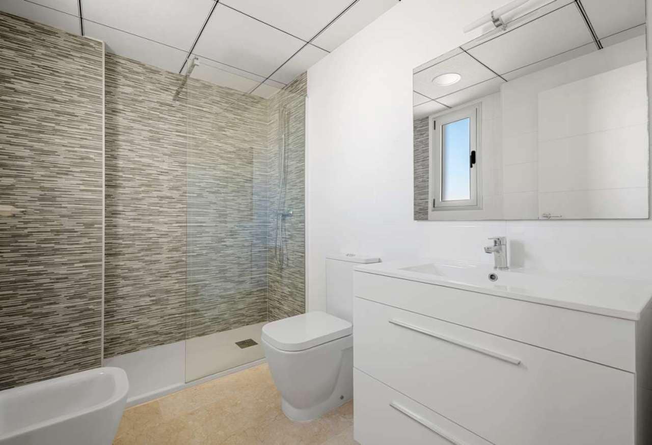 3 chambre Appartement à vendre à Villamartin avec piscine - 244 900 € (Ref: 7937207)