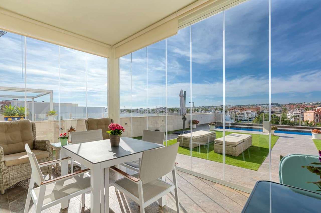 3 camera da letto Villa in vendita in Villamartin con piscina - 465.000 € (Rif: 7980212)