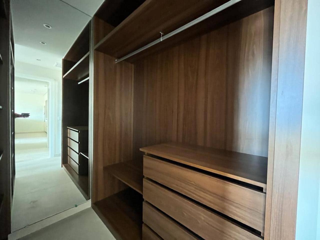 2 sypialnia Apartament na sprzedaż w La Veleta z basenem garażem - 285 000 € (Ref: 8016372)