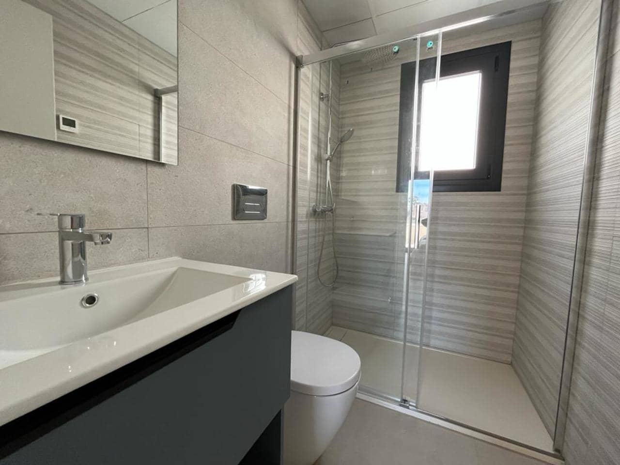 2 sypialnia Apartament na sprzedaż w La Veleta z basenem garażem - 285 000 € (Ref: 8016372)