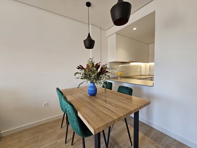 2 Zimmer Penthouse zu verkaufen in Los Altos mit Pool Garage - 265.000 € (Ref: 8016374)