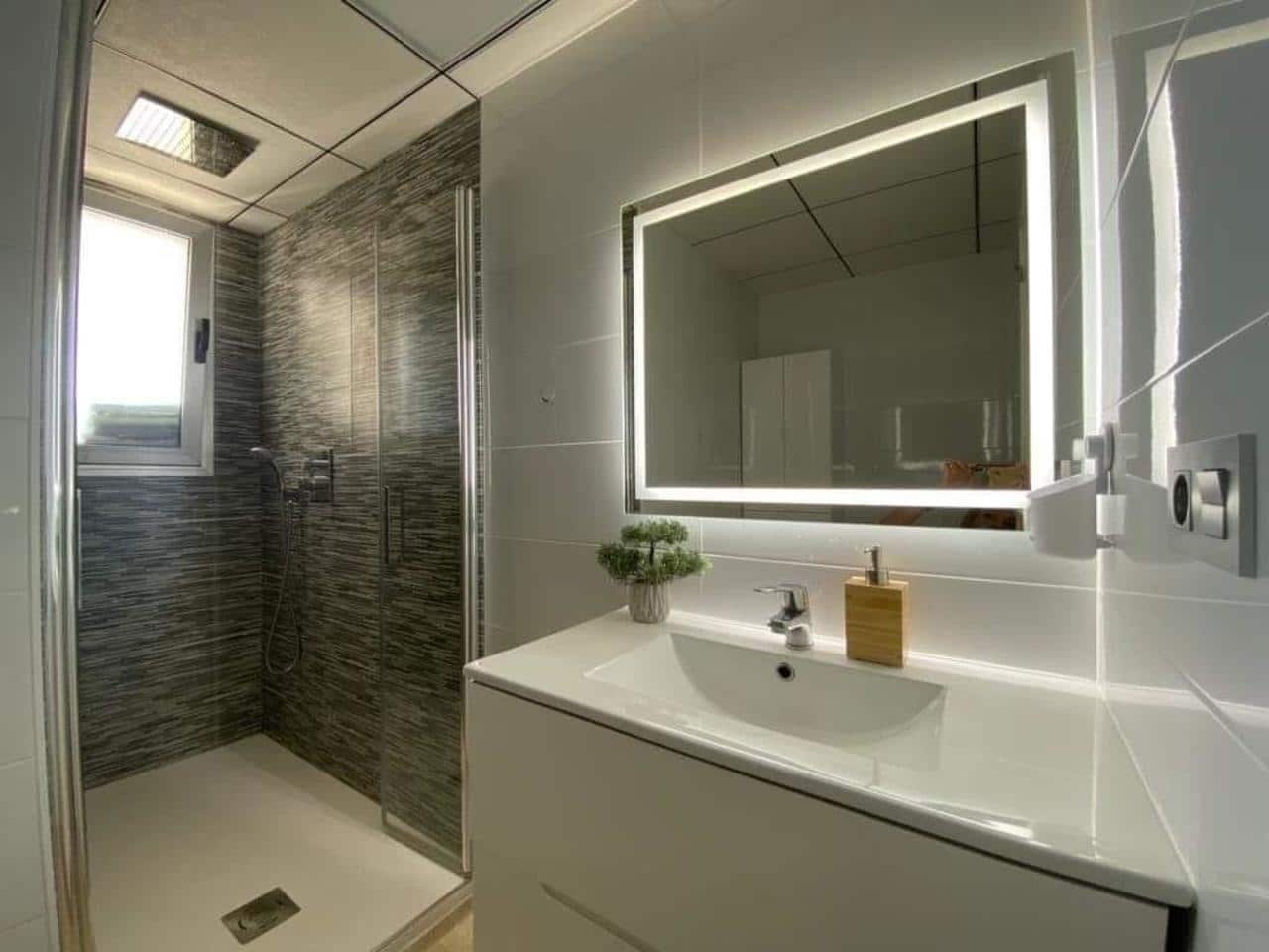 3 quarto Apartamento para venda em Villamartin com piscina - 309 950 € (Ref: 8045953)