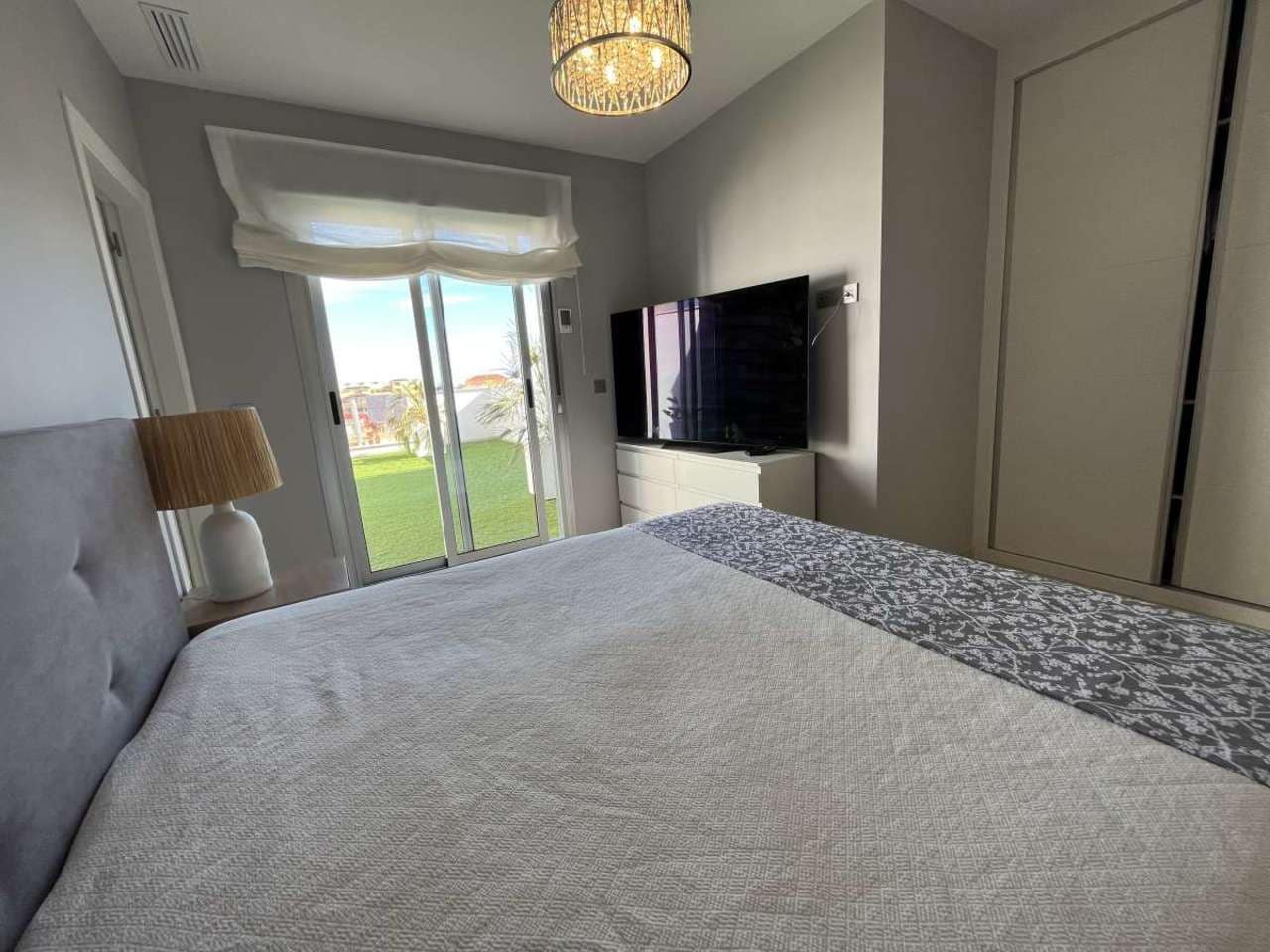 3 quarto Apartamento para venda em Villamartin com piscina - 309 950 € (Ref: 8045953)