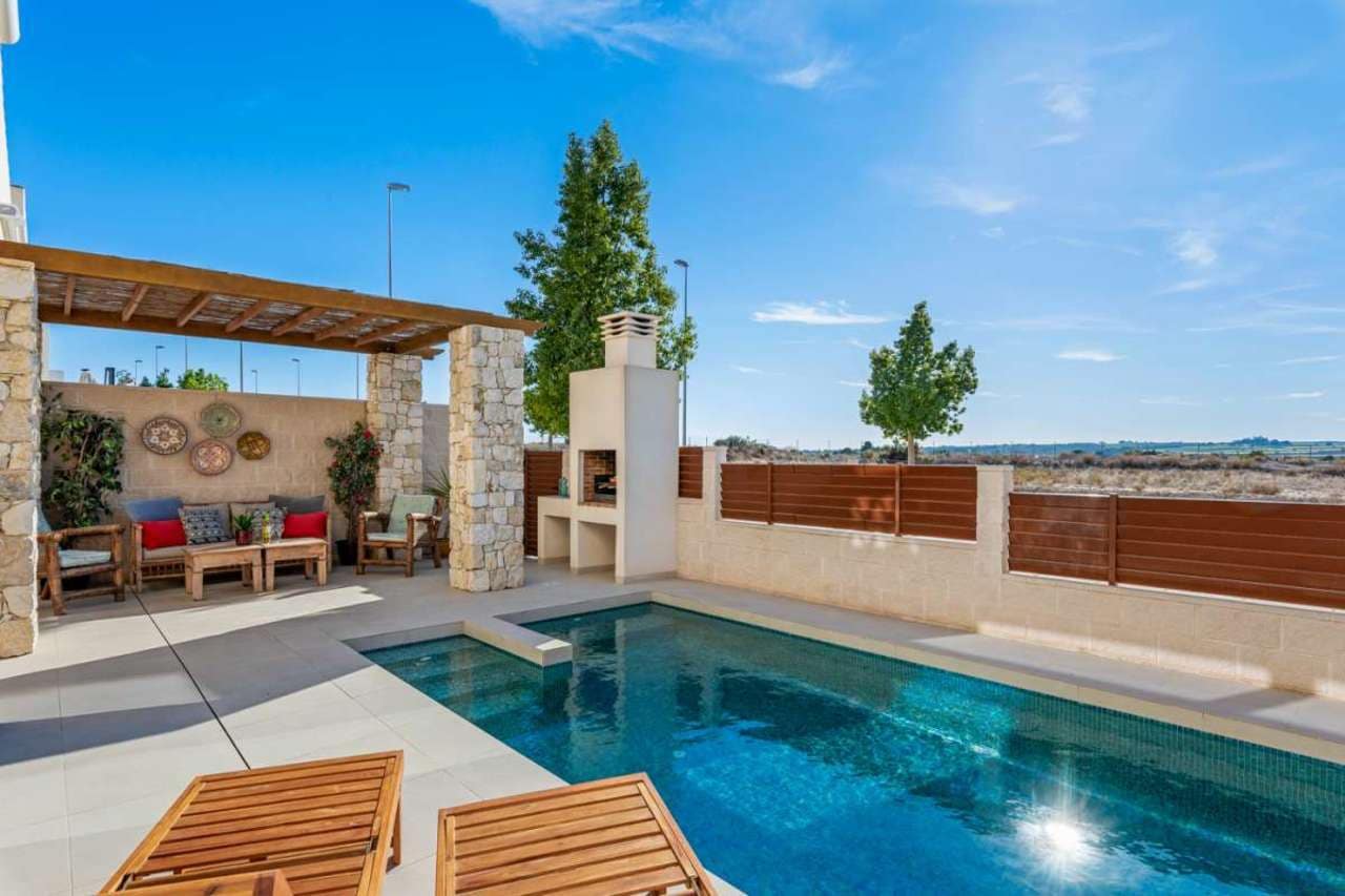 3 soverom Villa til salgs i Benijofar med svømmebasseng - € 355 900 (Ref: 8049512)