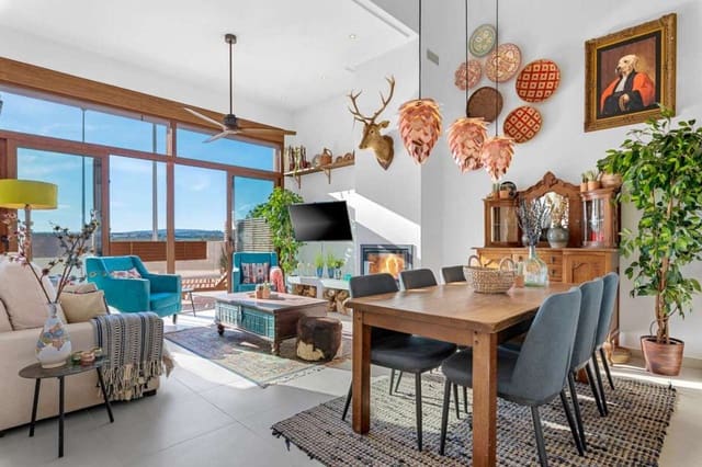3 slaapkamer Villa te koop in Benijófar met zwembad - € 355.900 (Ref: 8049512)