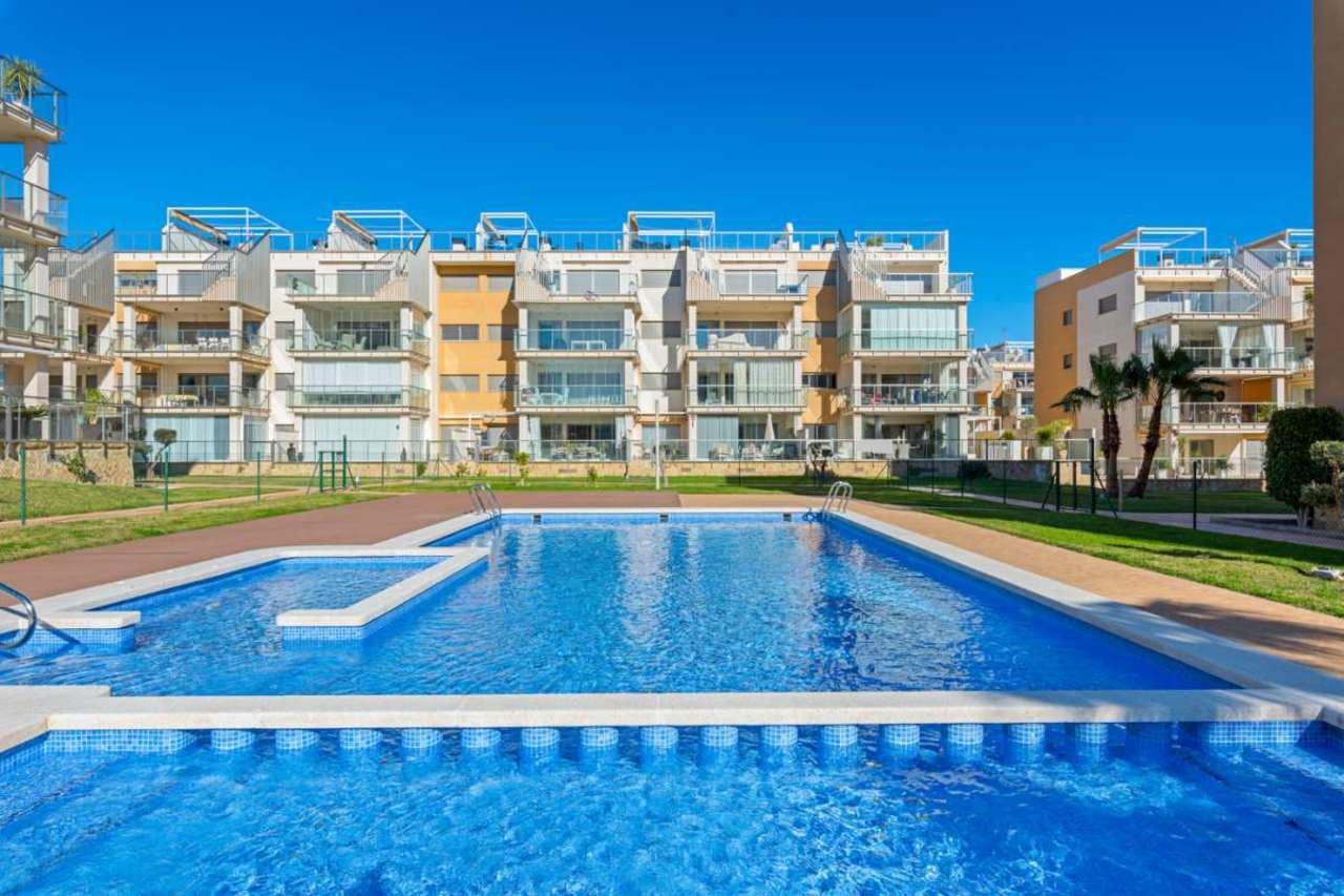 2 chambre Appartement à vendre à Villamartin avec piscine - 275 000 € (Ref: 8061916)