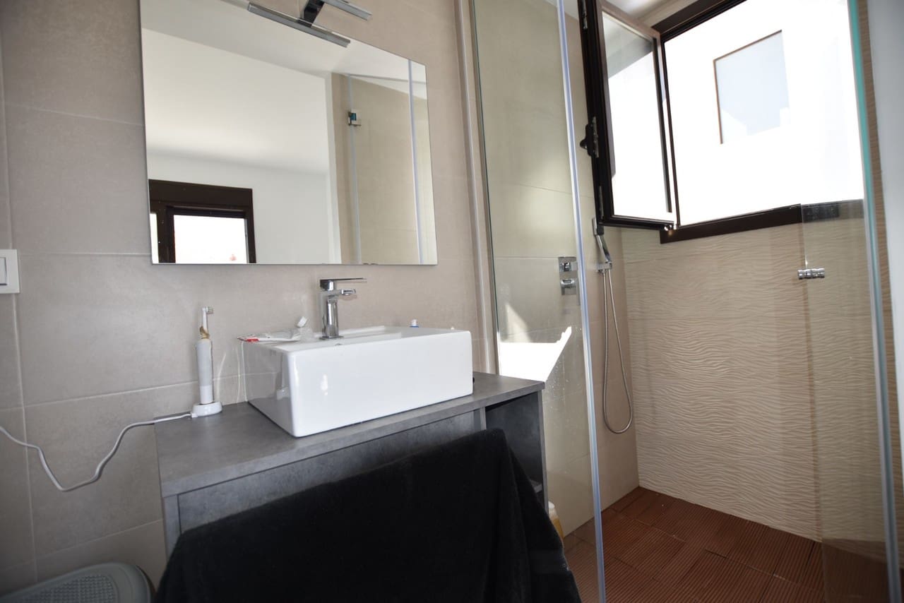 3 slaapkamer Villa te koop in Benijofar met zwembad - € 440.000 (Ref: 8132783)