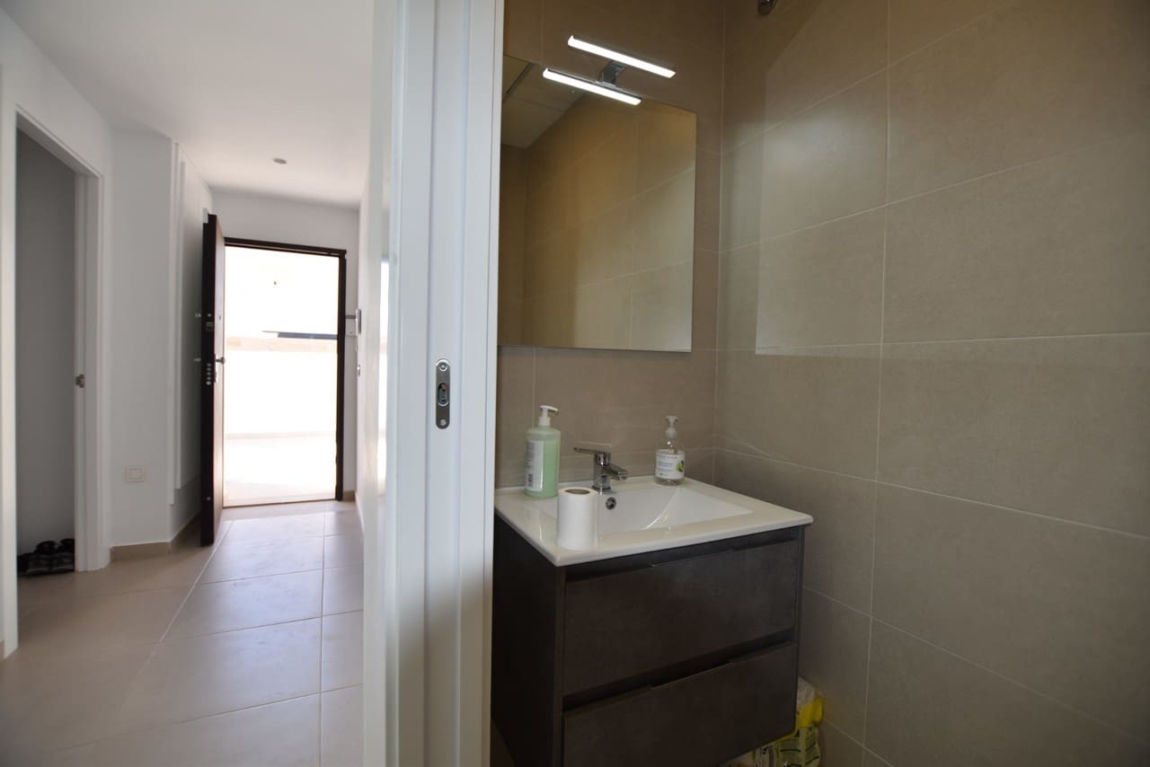 3 slaapkamer Villa te koop in Benijofar met zwembad - € 440.000 (Ref: 8132783)