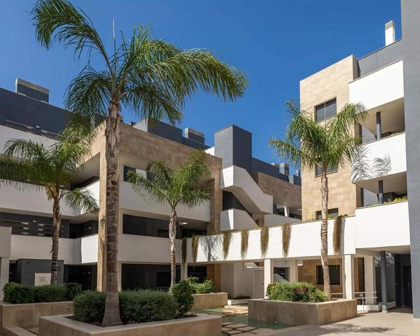2 Zimmer Apartment zu verkaufen in Playa Flamenca, Orihuela mit Pool Garage - 348.000 € (Ref: 8158931)
