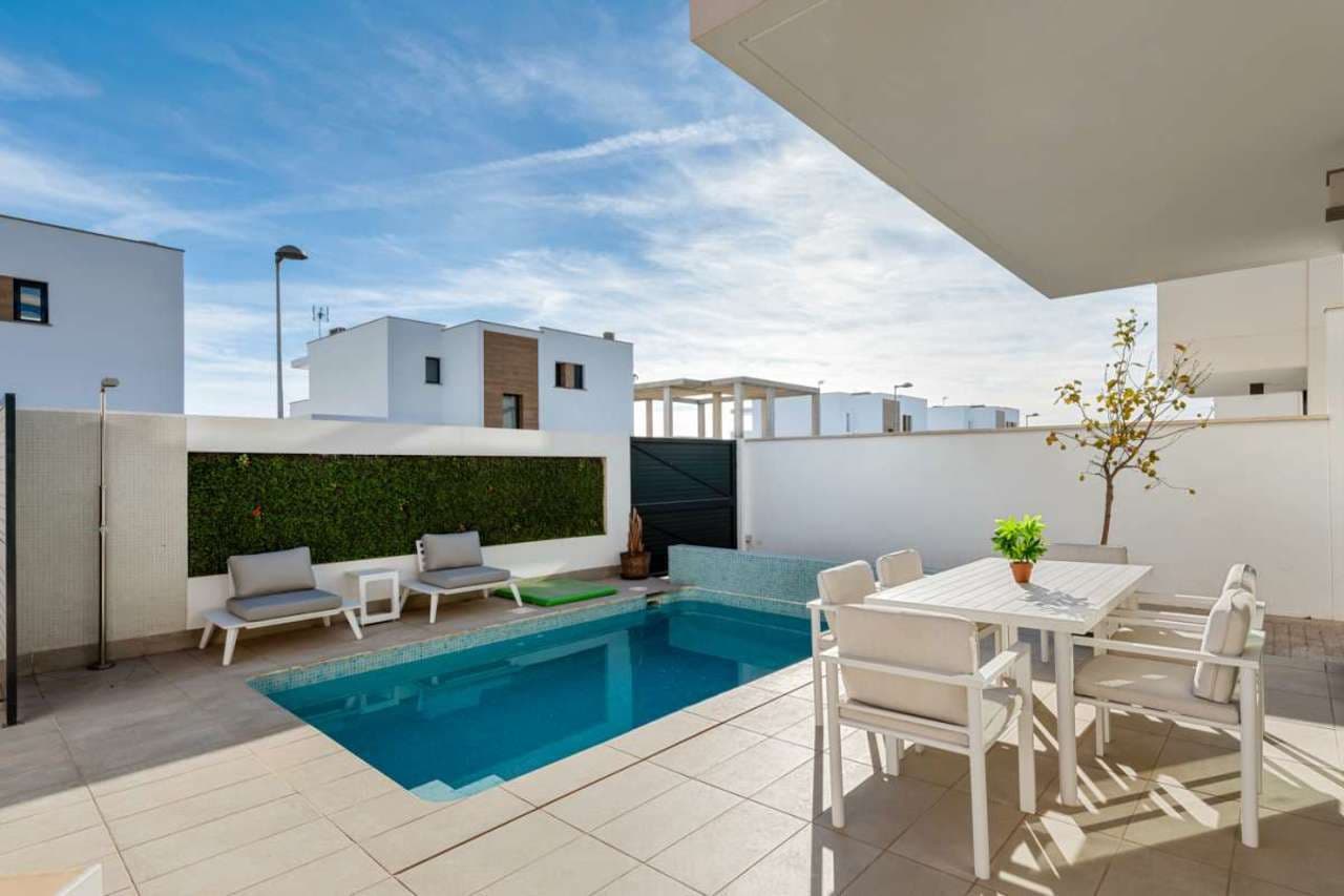 3 chambre Villa/Maison à vendre à Roda avec piscine - 425 000 € (Ref: 8206161)