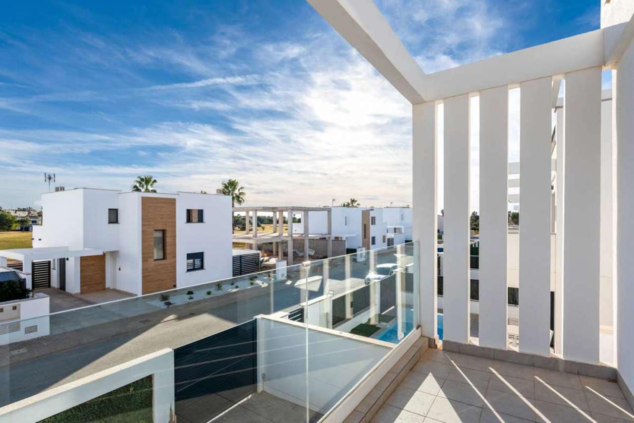 3 chambre Villa/Maison à vendre à Roda avec piscine - 425 000 € (Ref: 8206161)