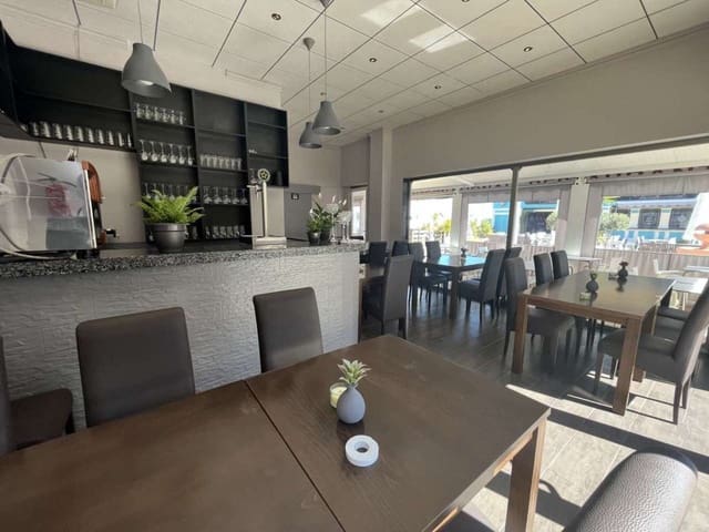 Komercyjne na sprzedaż w Dehesa de Campoamor, Orihuela - 169 000 € (Ref: 8206183)