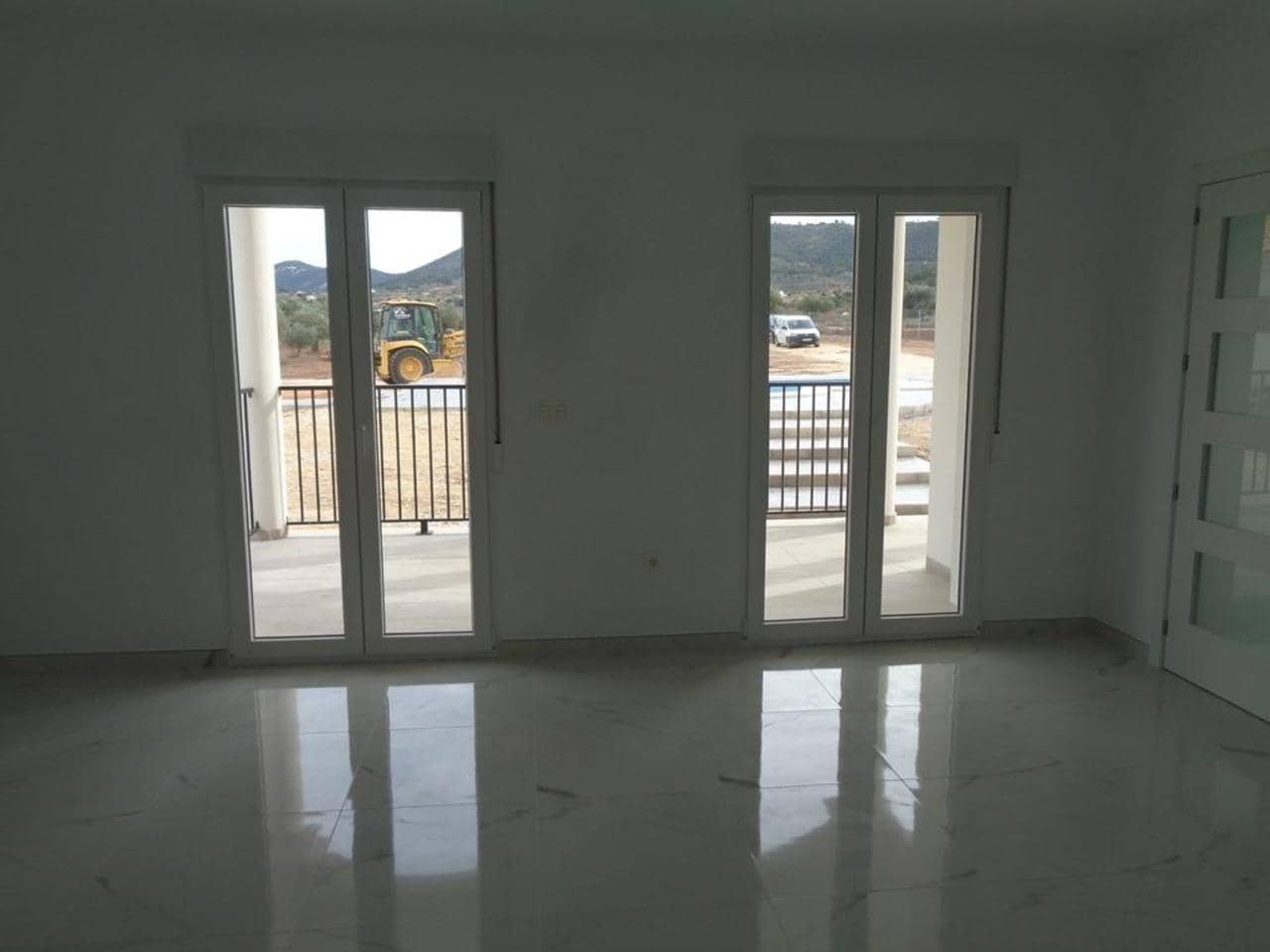 4 bedroom Villa for sale in Pinoso with pool - € 423,000 (Ref: 8206202)