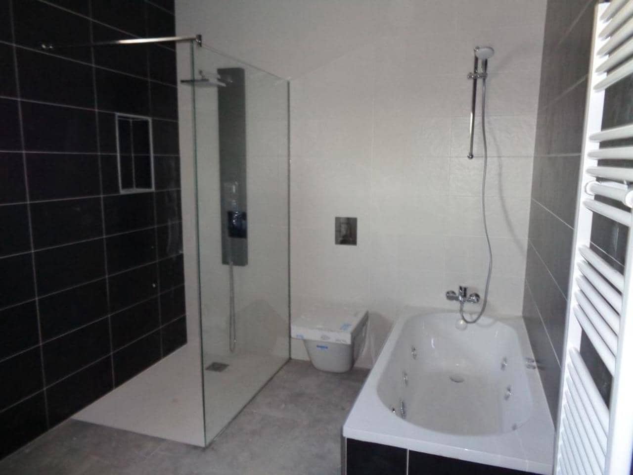 Chalet de 3 habitaciones en Pinoso en venta con piscina - 398.000 € (Ref: 8206206)