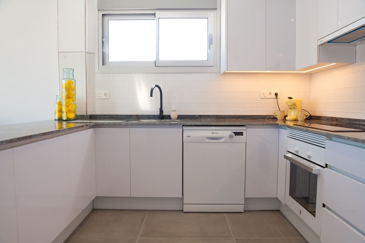 3 soveværelse Villa til salg i Los Alcazares med swimmingpool garage - € 439.000 (Ref: 8206237)