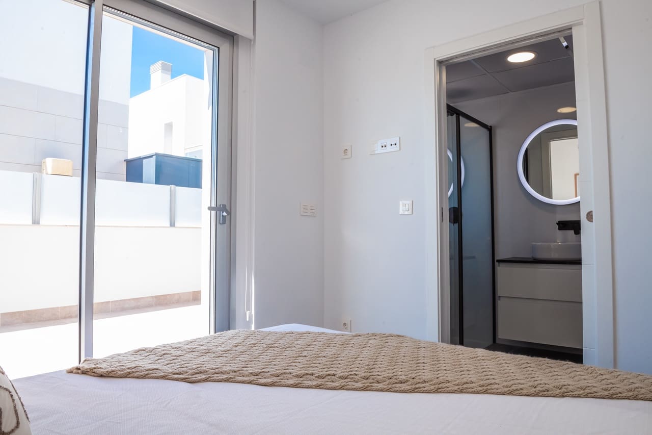 3 soveværelse Villa til salg i Los Alcazares med swimmingpool garage - € 439.000 (Ref: 8206237)