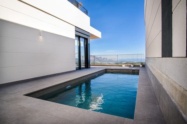 Chalet de 3 habitaciones en Polop en venta con piscina garaje - 470.000 € (Ref: 8220444)