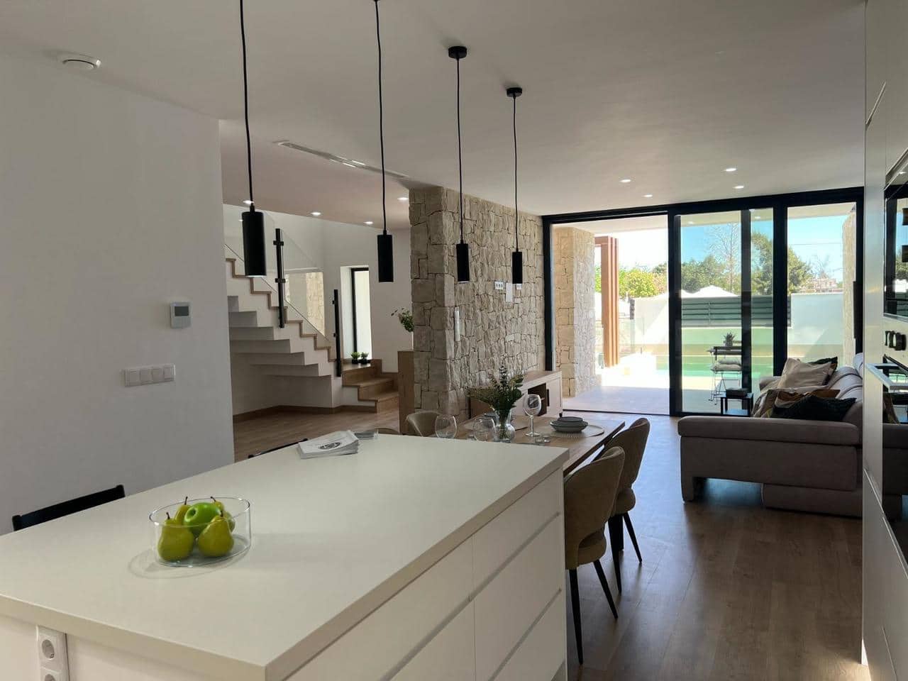 3 soveværelse Byhus til salg i Dolores med swimmingpool - € 295.000 (Ref: 8230222)