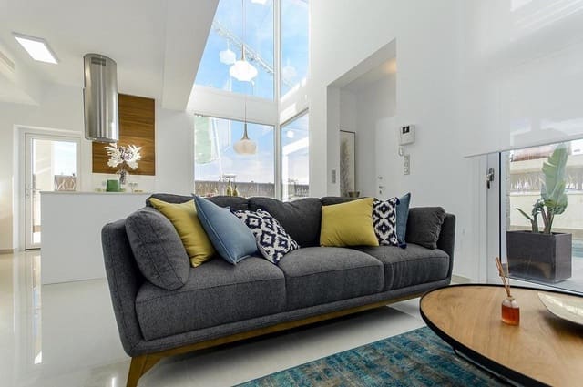 3 soverom Villa til salgs i Los Montesinos med svømmebasseng garasje - € 485 000 (Ref: 8251478)