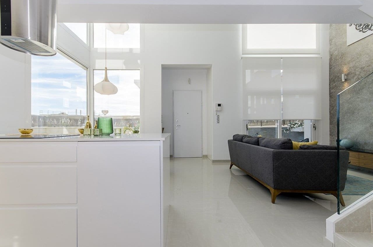 3 sypialnia Willa na sprzedaż w Los Montesinos z basenem garażem - 525 000 € (Ref: 8251478)