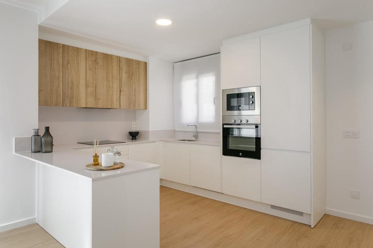 3 bedroom Penthouse for sale in Torrevieja with pool garage - € 540,000 (Ref: 8252273)