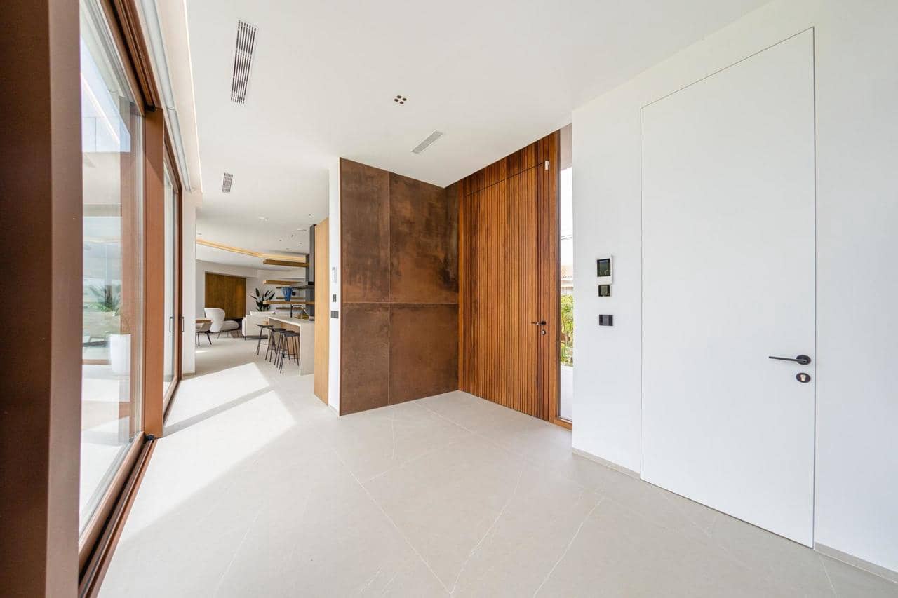 5 soveværelse Villa til salg i Benidorm med swimmingpool garage - € 2.825.000 (Ref: 8271600)