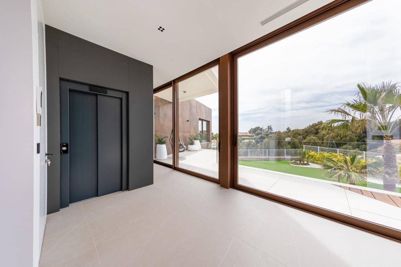5 soveværelse Villa til salg i Benidorm med swimmingpool garage - € 2.825.000 (Ref: 8271600)