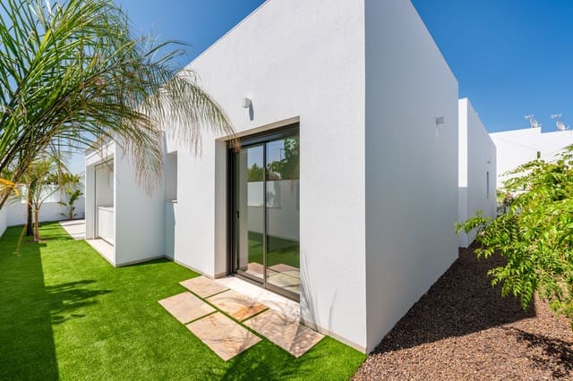 3 soveværelse Villa til salg i Lo Pagan, San Pedro del Pinatar med swimmingpool garage - € 549.900 (Ref: 8288262)