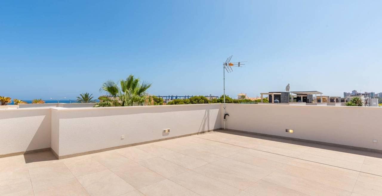 3 bedroom Villa for sale in Campoamor with pool - € 975,000 (Ref: 8299183)
